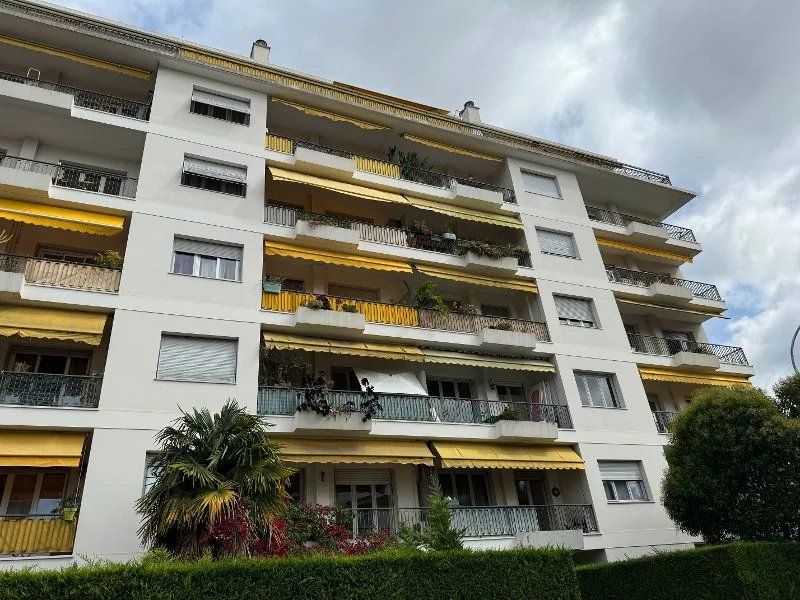 2 Pièces - Nice Chambrun